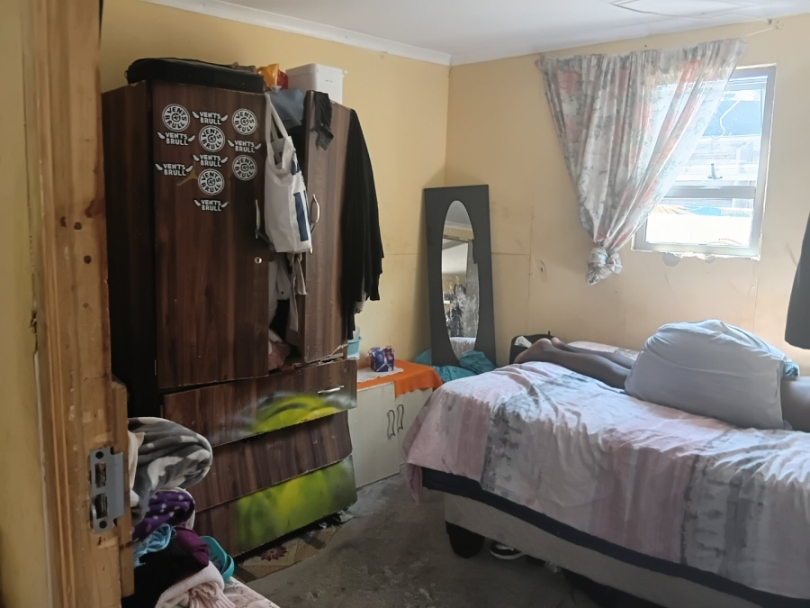 5 Bedroom Property for Sale in Bishop Lavis Western Cape